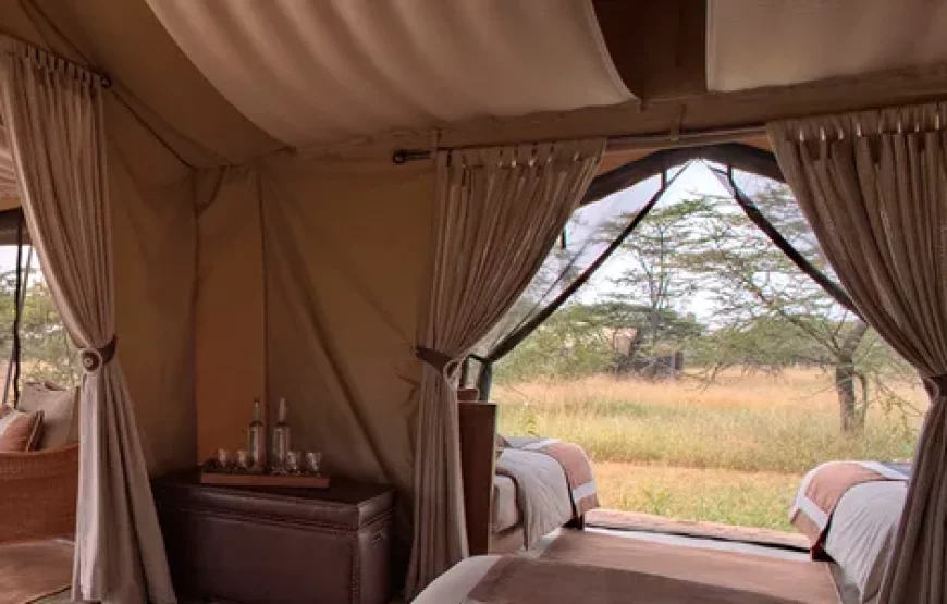 LUXURY KENYA & LIVINGSTONE