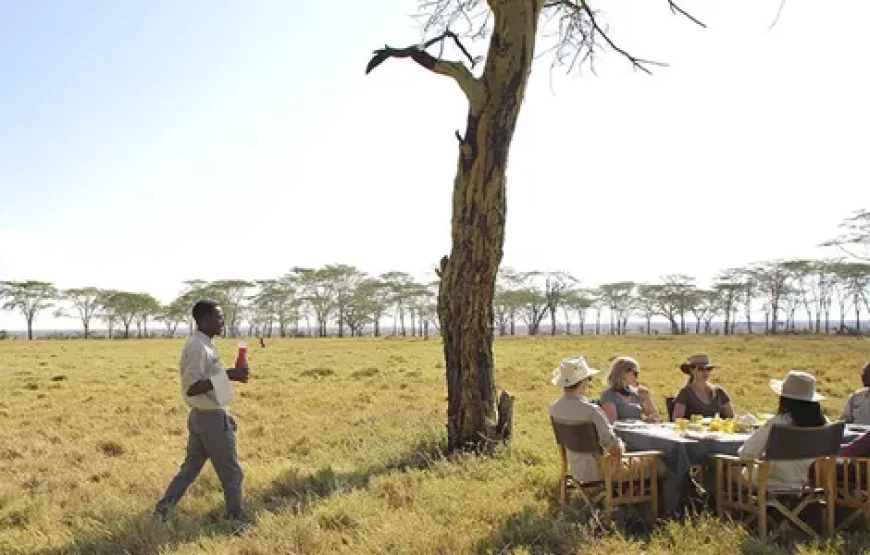 TANZANIA’S CONSERVATION & COMMUNITY SAFARI