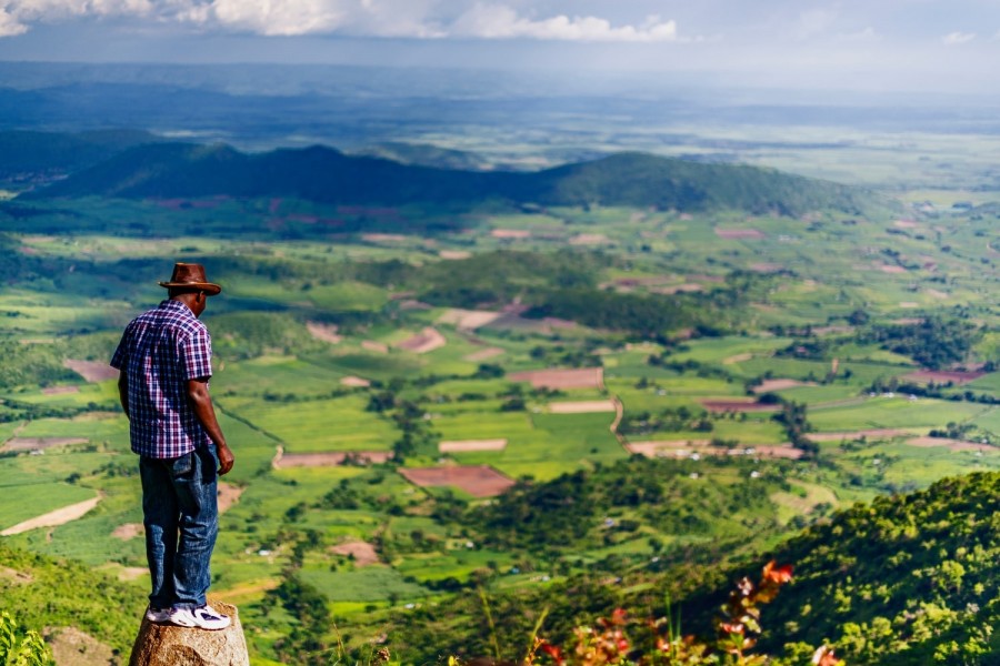 From the Coast to the Rift Valley: Exploring Kenya’s Diverse Landscapes