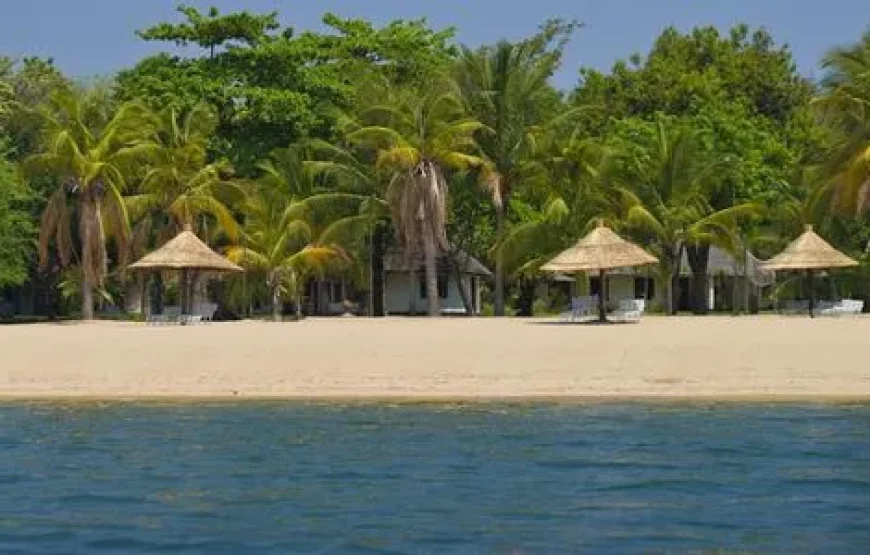 ROMANTIC MALAWI BEACH