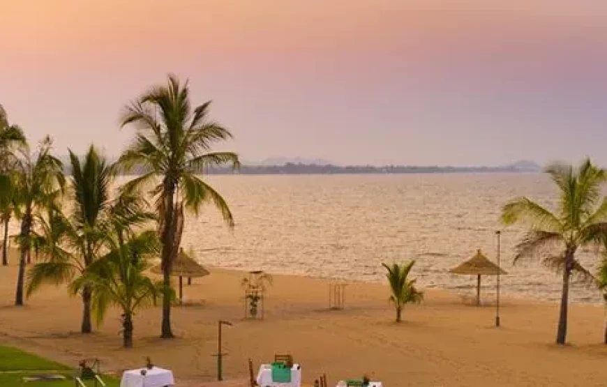 ROMANTIC MALAWI BEACH